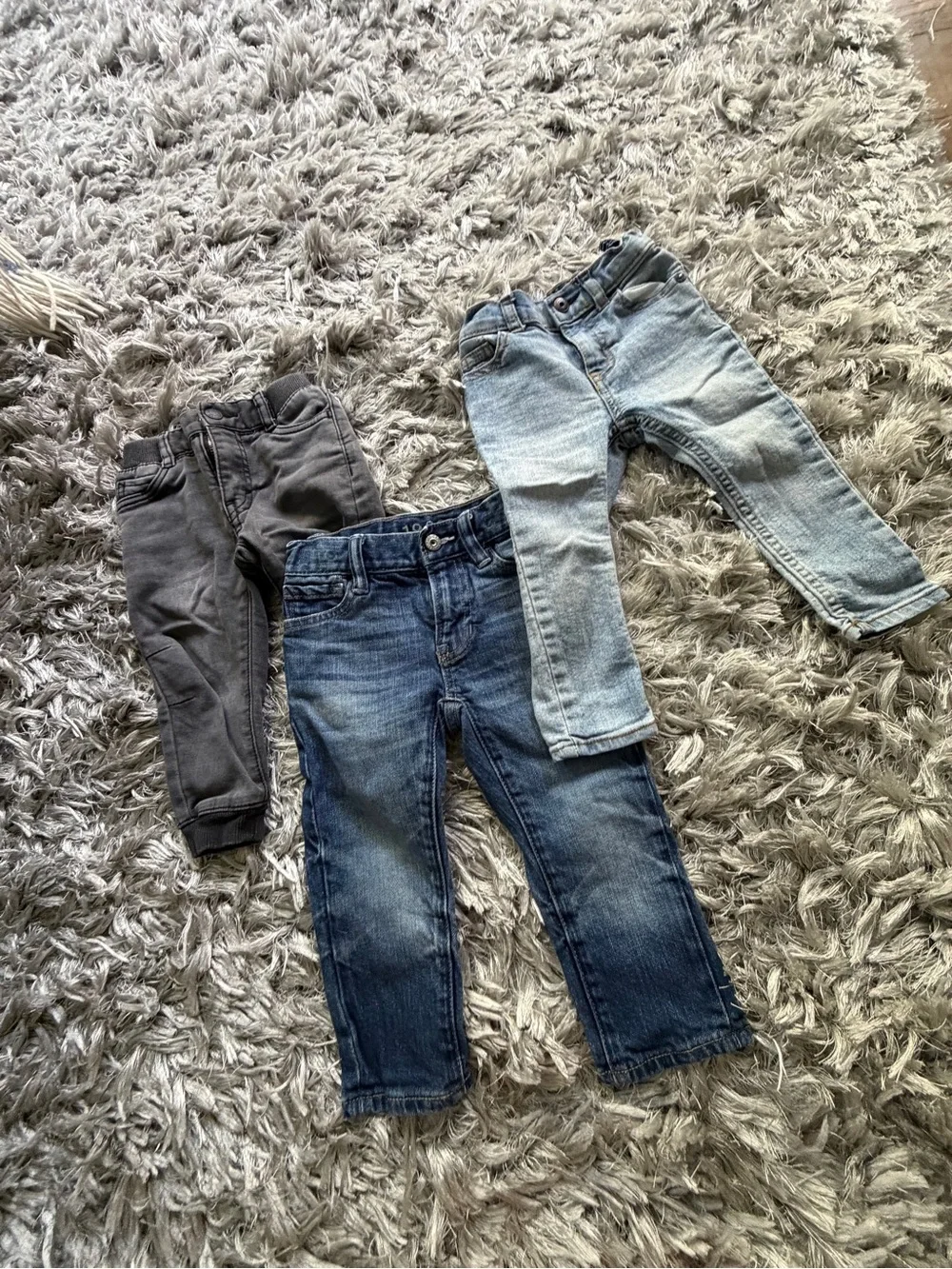 3 pairs of 18M baby denim: babygap, Levi’s, b’gosh